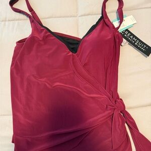 Dreamsuit Wrap Swimsuit top in Berry
